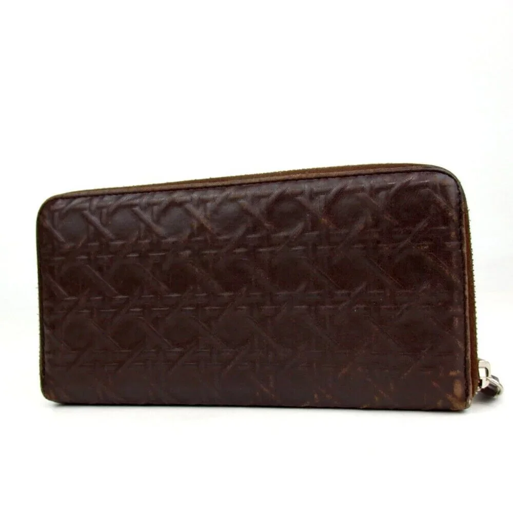 Authentic Christian Dior Cannage-embossed zip-around purse leather [Used]